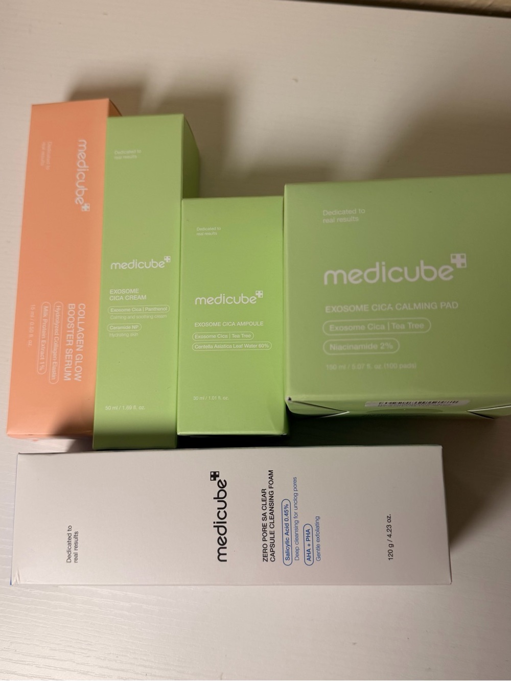 Medicube Exosome Cica Calming Pad – Soothing Light Green Niacinamide Pads